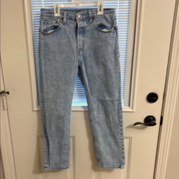 Women’s 501 Levi’s Classic Straight Jeans Size 28x26 - Picture 1 of 8
